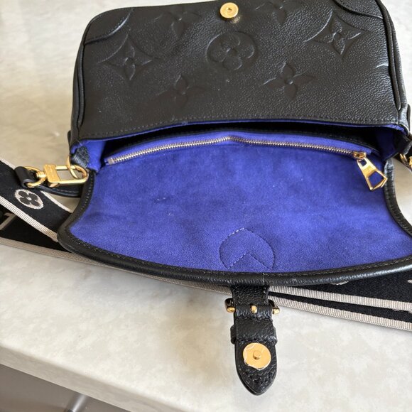 Authentic Louis Vuitton Diane PM Shoulder Bag - Picture 4 of 4